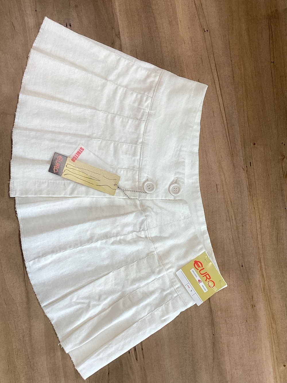 White Pleated Circle Mini Skirt